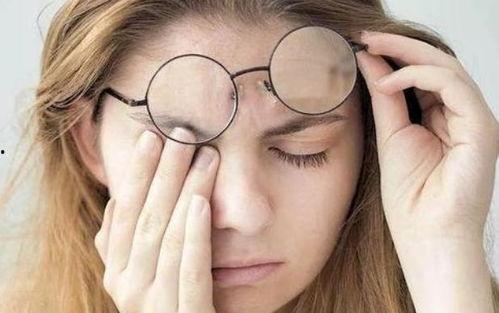 吃瓜洗眼睛配音视频,笑中带泪的配音视频盛宴